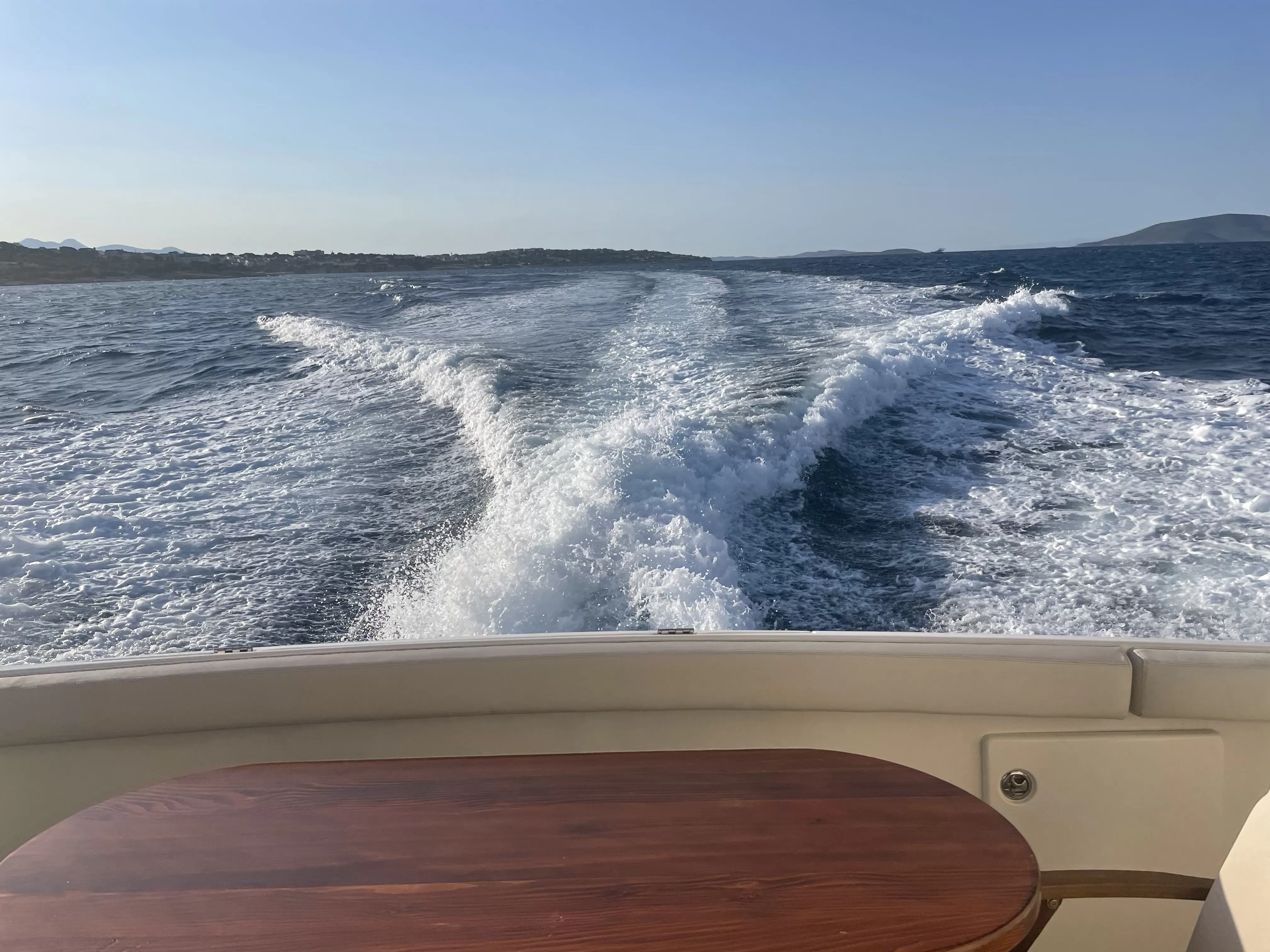 çeşme yat kiralama 72